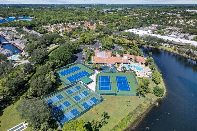 2231 Soundings Court, Greenacres, FL 33413
