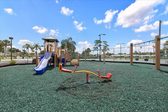 2231 Soundings Court, Greenacres, FL 33413