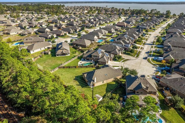 18130 Millau Viaduct Way, Houston, TX 77044