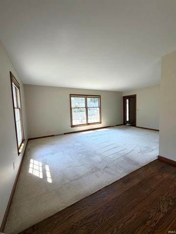 4611 Woods Tower Drive, Newburgh, IN 47630