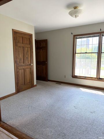 4611 Woods Tower Drive, Newburgh, IN 47630