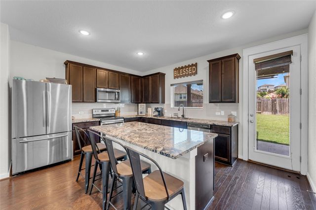 8002 Autumn Moor BND, Lago Vista, TX 78645