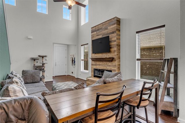 8002 Autumn Moor BND, Lago Vista, TX 78645