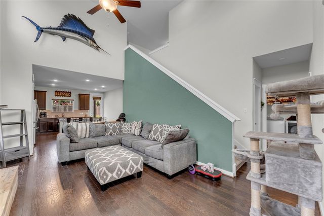 8002 Autumn Moor BND, Lago Vista, TX 78645