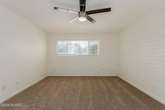 8450 E Old Spanish Trl Apt 117, Tucson, AZ 85710