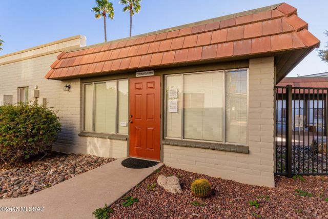 8450 E Old Spanish Trl Apt 117, Tucson, AZ 85710