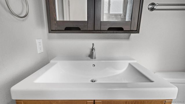 140 Walnut 2F, San Diego, CA 92103