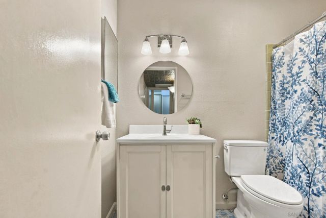 140 Walnut 2F, San Diego, CA 92103