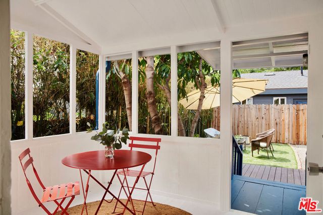 1247 N Hoover Street, Los Angeles, CA 90029