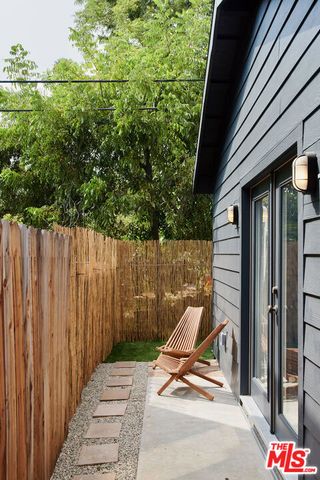 1247 N Hoover Street, Los Angeles, CA 90029