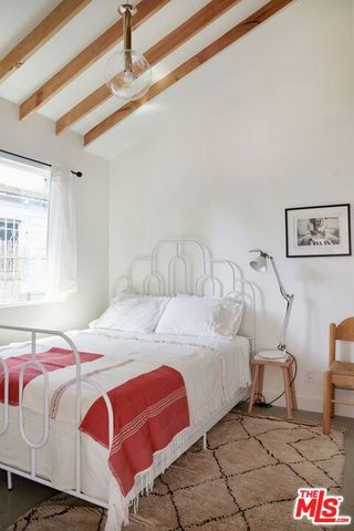 1247 N Hoover Street, Los Angeles, CA 90029