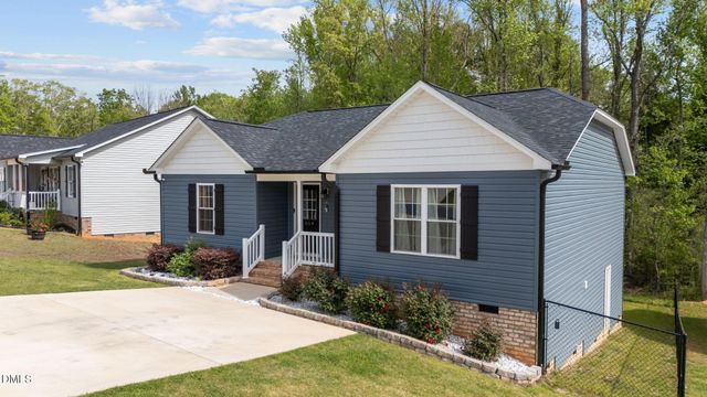 859 Berg Street, Asheboro, NC 27203