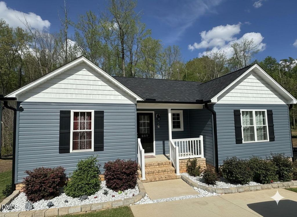 859 Berg Street, Asheboro, NC 27203