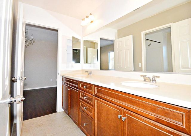 510 Calle Vibrante, Palm Desert, CA 92211