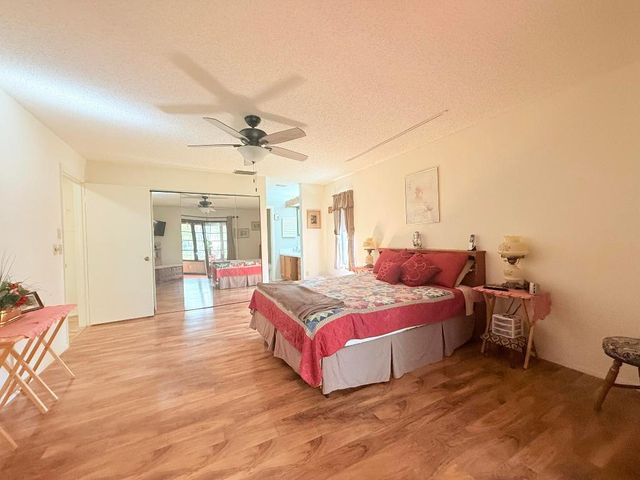 91 Rose Bay Court, Royal Palm Beach, FL 33411