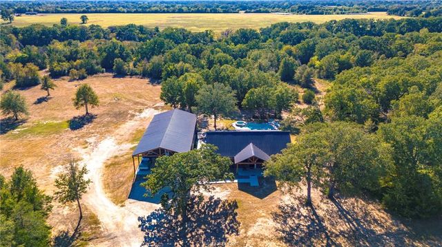 7196 South County Road 458, Normangee, TX 77871