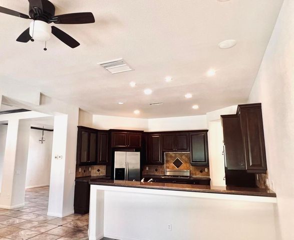 13 Lyon Road, Rancho Mirage, CA 92270