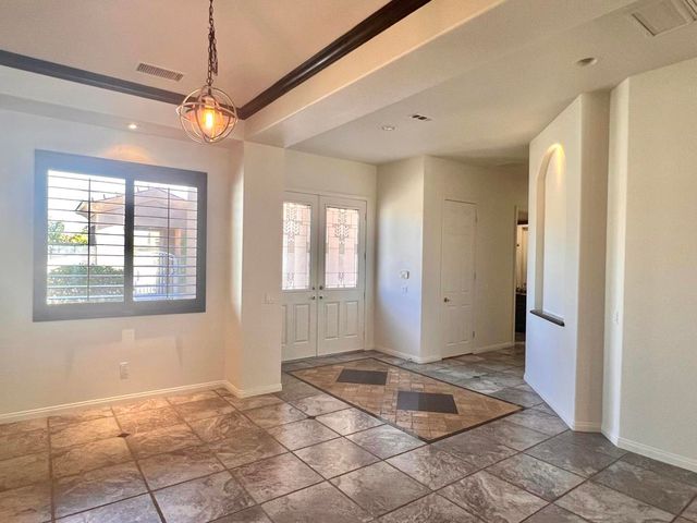 13 Lyon Road, Rancho Mirage, CA 92270