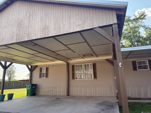 25880 Sawmill Rd, Plaquemine, LA 70764