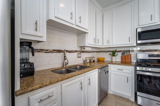 2116 Carter Street, Houston, TX 77008