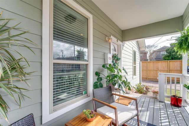 2116 Carter Street, Houston, TX 77008