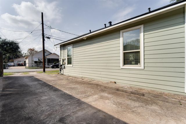 2116 Carter Street, Houston, TX 77008