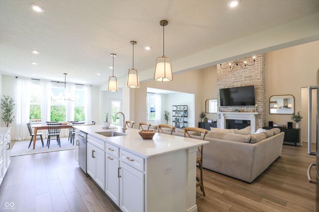702 Whispering Oaks Drive, Carmel, IN 46032