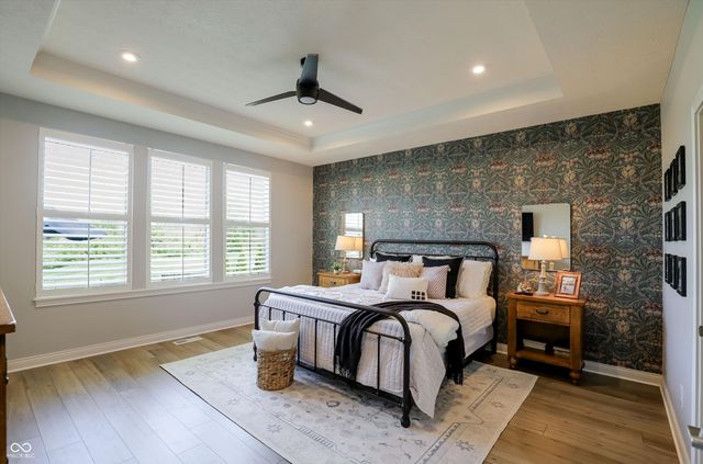 702 Whispering Oaks Drive, Carmel, IN 46032