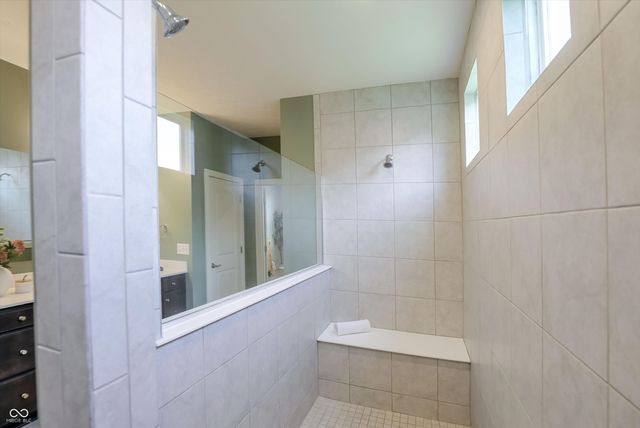 702 Whispering Oaks Drive, Carmel, IN 46032
