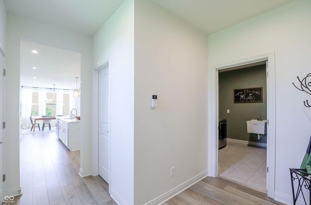 702 Whispering Oaks Drive, Carmel, IN 46032