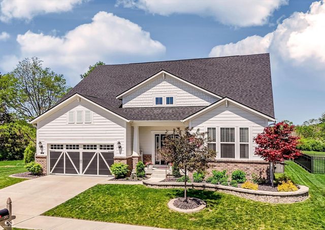 702 Whispering Oaks Drive, Carmel, IN 46032