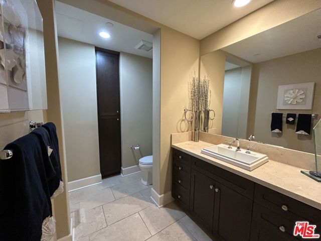 23500 Park Sorrento C33, Calabasas, CA 91302