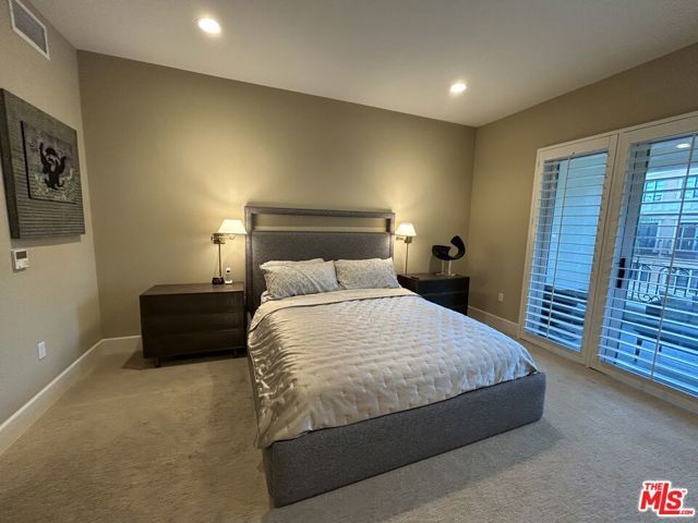 23500 Park Sorrento C33, Calabasas, CA 91302