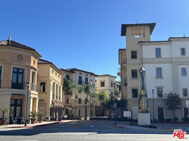 23500 Park Sorrento C33, Calabasas, CA 91302