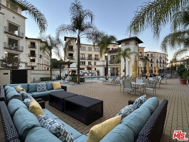 23500 Park Sorrento C33, Calabasas, CA 91302