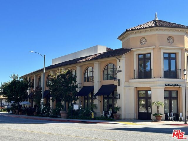 23500 Park Sorrento C33, Calabasas, CA 91302