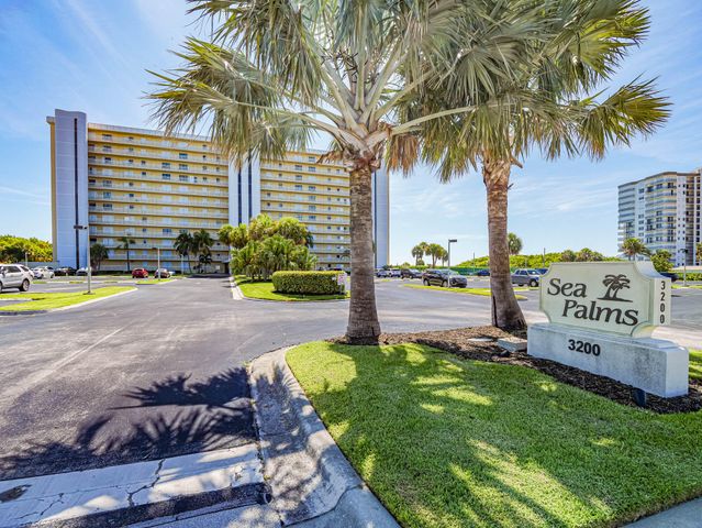 3200 N Highway A1a 102, Hutchinson Island, FL 34949