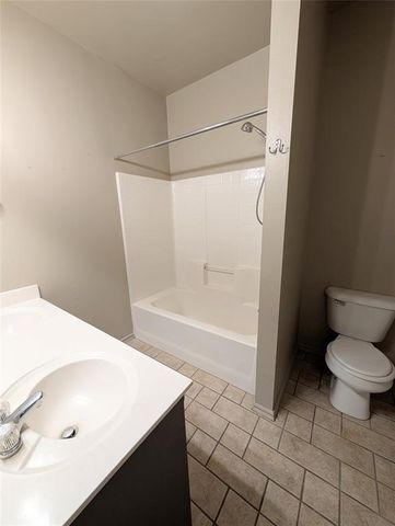 4801 Deer Ridge Boulevard, Yukon, OK 73099