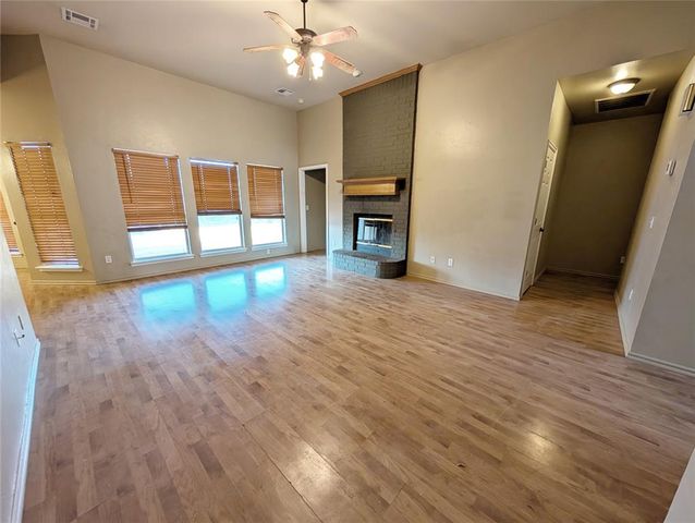 4801 Deer Ridge Boulevard, Yukon, OK 73099