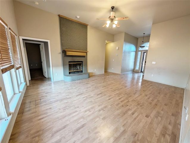 4801 Deer Ridge Boulevard, Yukon, OK 73099