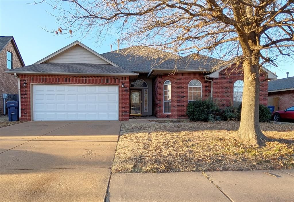 4801 Deer Ridge Boulevard, Yukon, OK 73099