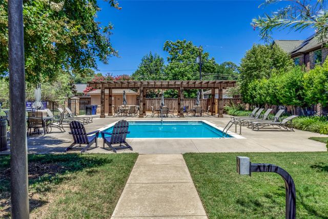 10565 Plumwood Parkway, Dallas, TX 75238