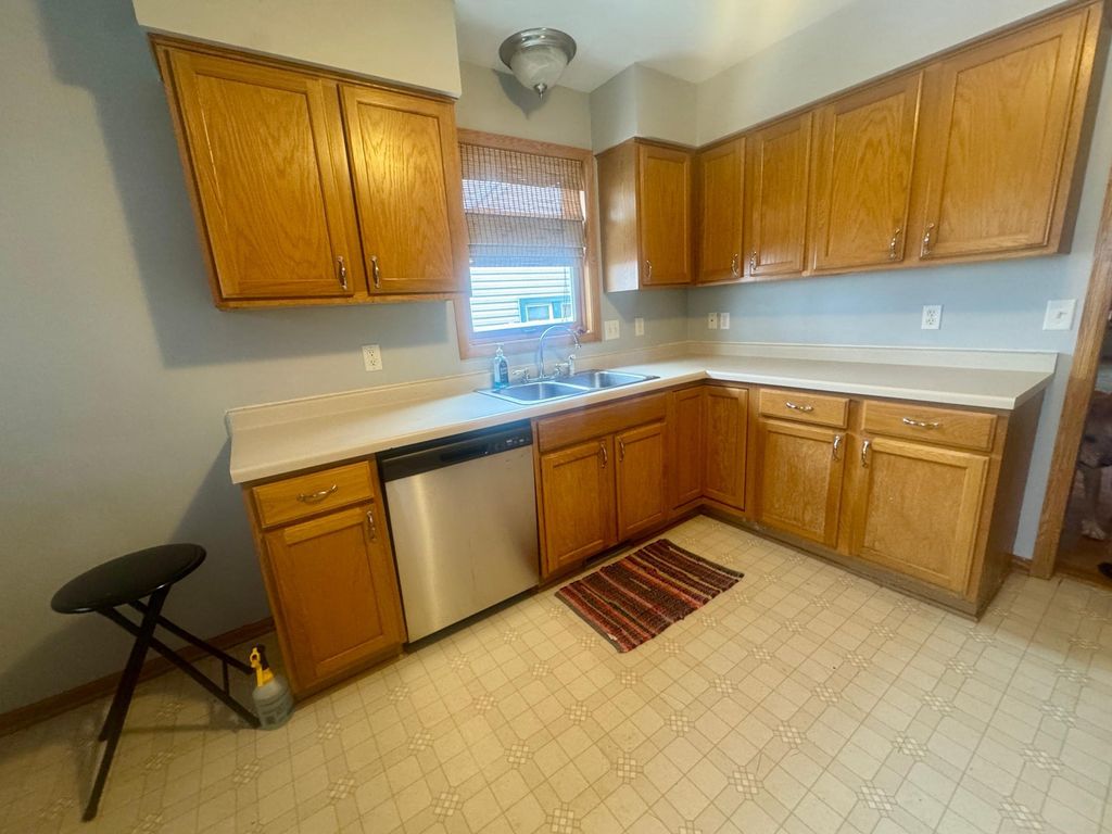 5239 N 6th Street, Minneapolis, MN 55430 — photo 3