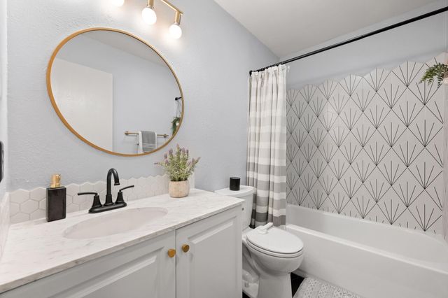 3913 Leafield DR, Austin, TX 78749