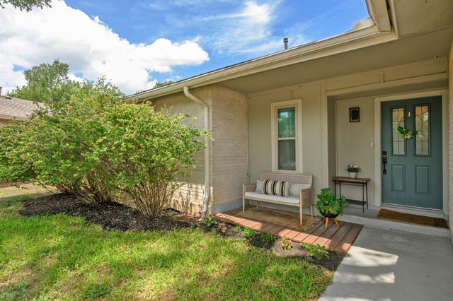 3913 Leafield DR, Austin, TX 78749