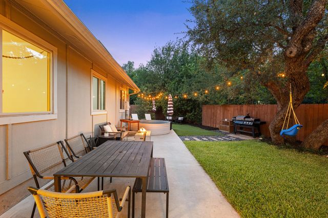 3913 Leafield DR, Austin, TX 78749