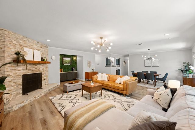 3913 Leafield DR, Austin, TX 78749