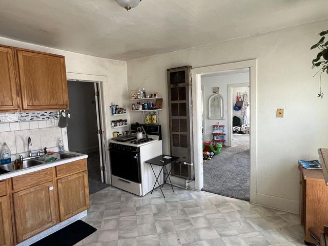 1114 S 11th STREET, Sheboygan, WI 53081