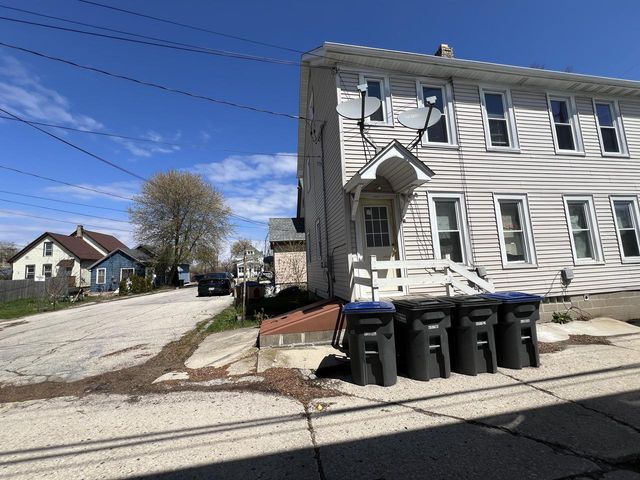 1114 S 11th STREET, Sheboygan, WI 53081