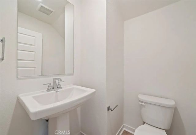 3813 Crossen Drive, Corona, CA 92883